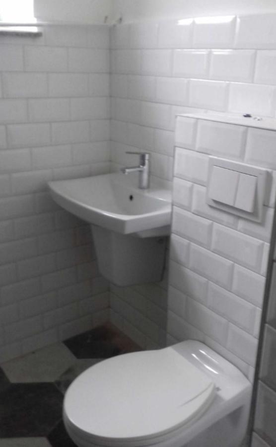 Piata Sfatului Pietonal Apartment Braşov Esterno foto